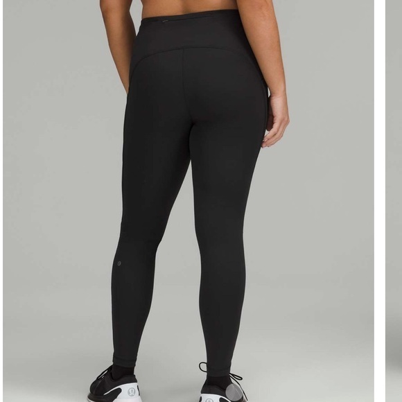 lululemon athletica Pants - Lululemon black wunder under leggings